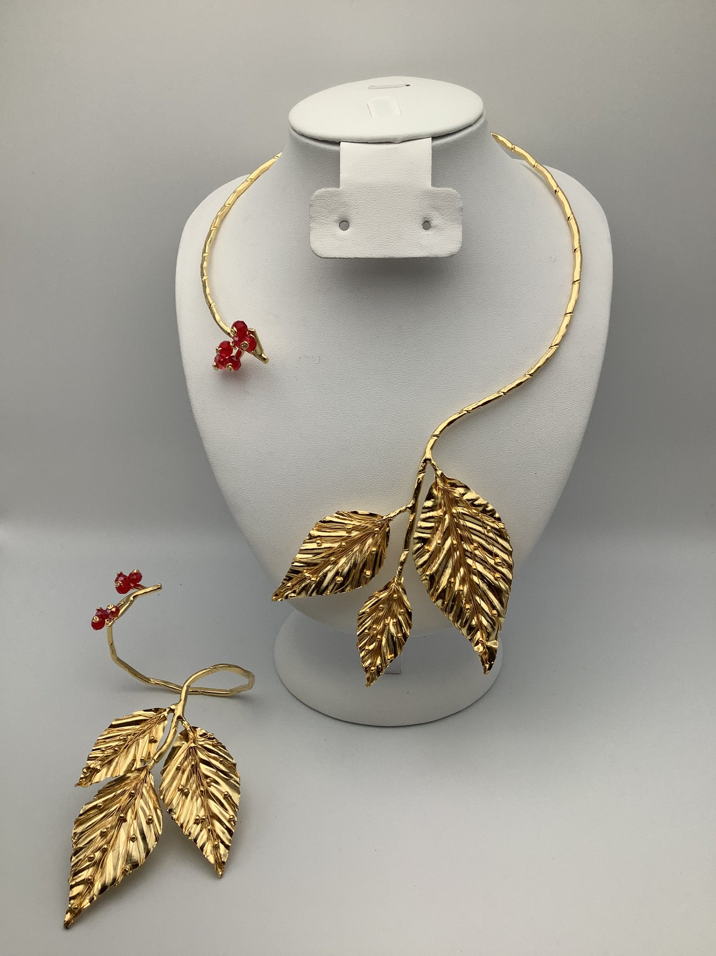 Choker detalles en Hojas