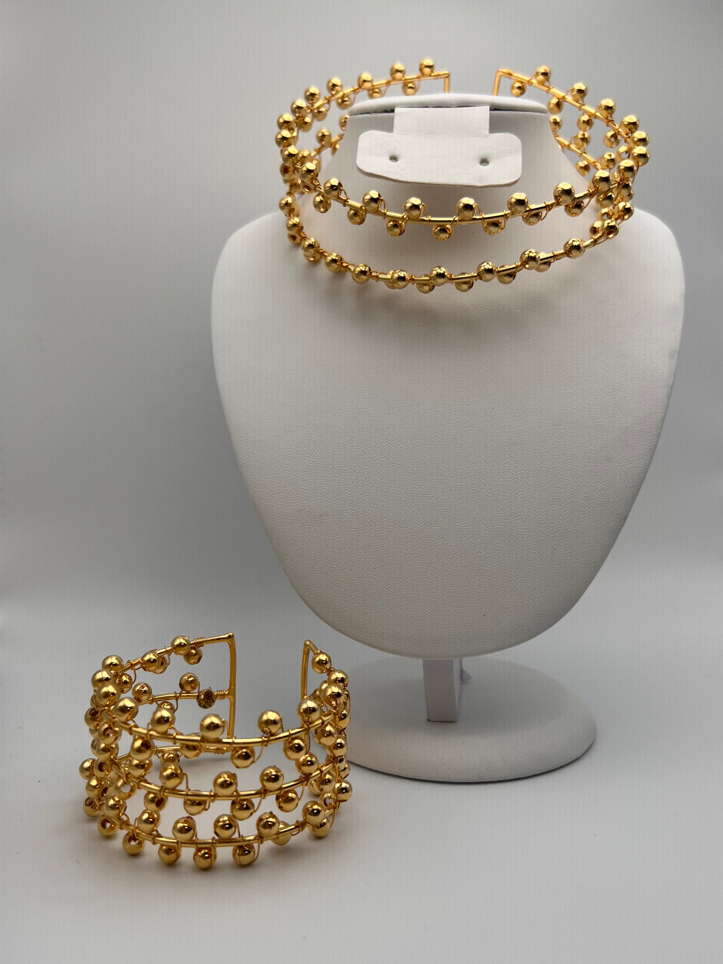 Choker Balines