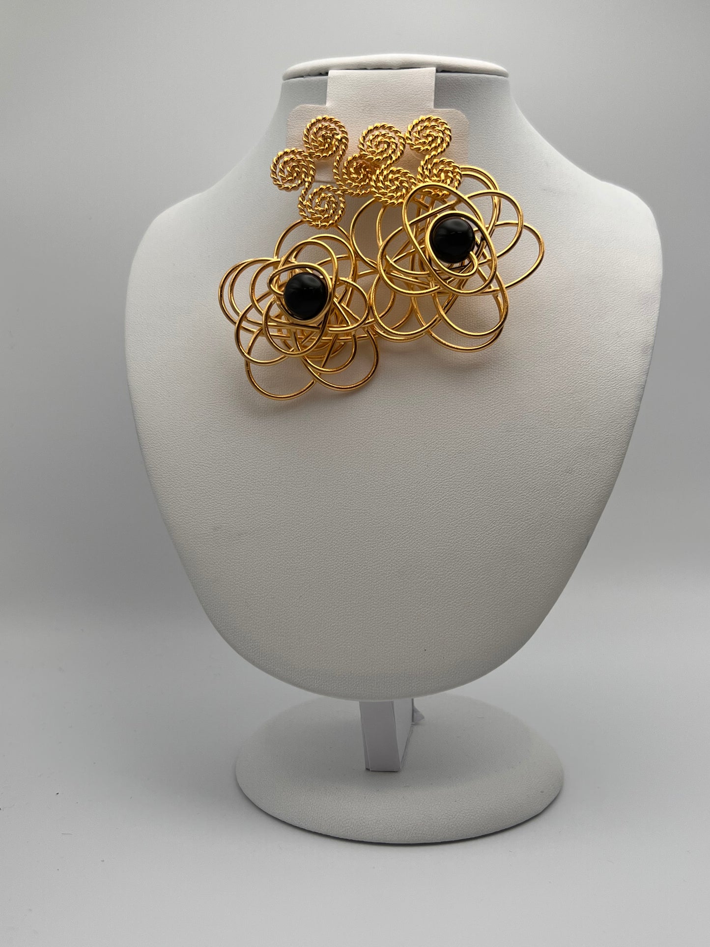 Aretes Dalia