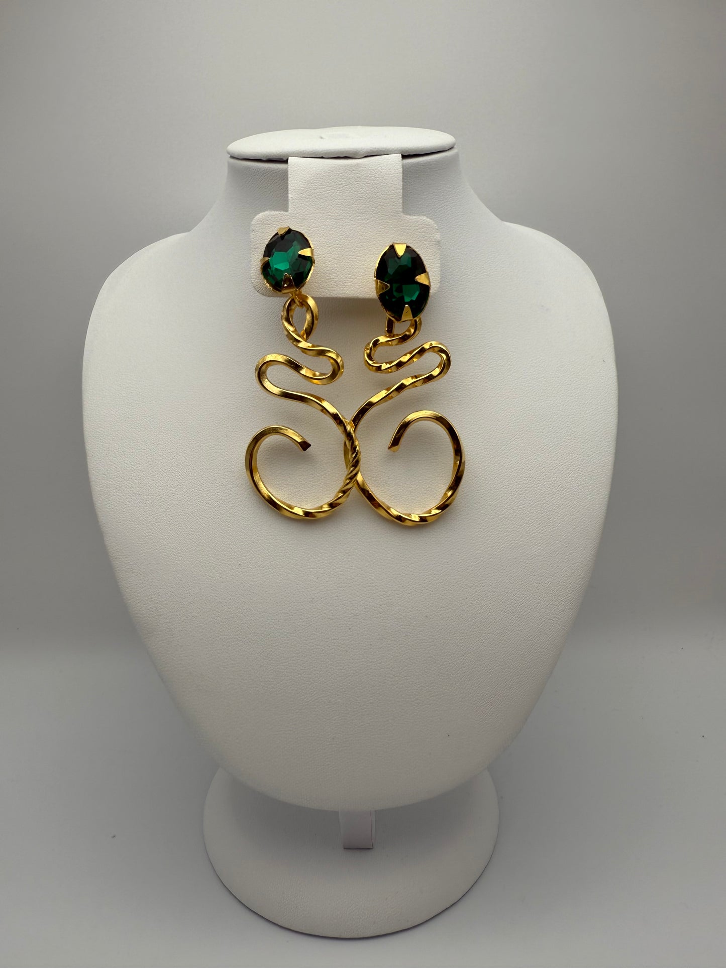 Aretes Complicado