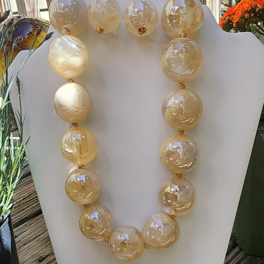 Ball Necklace