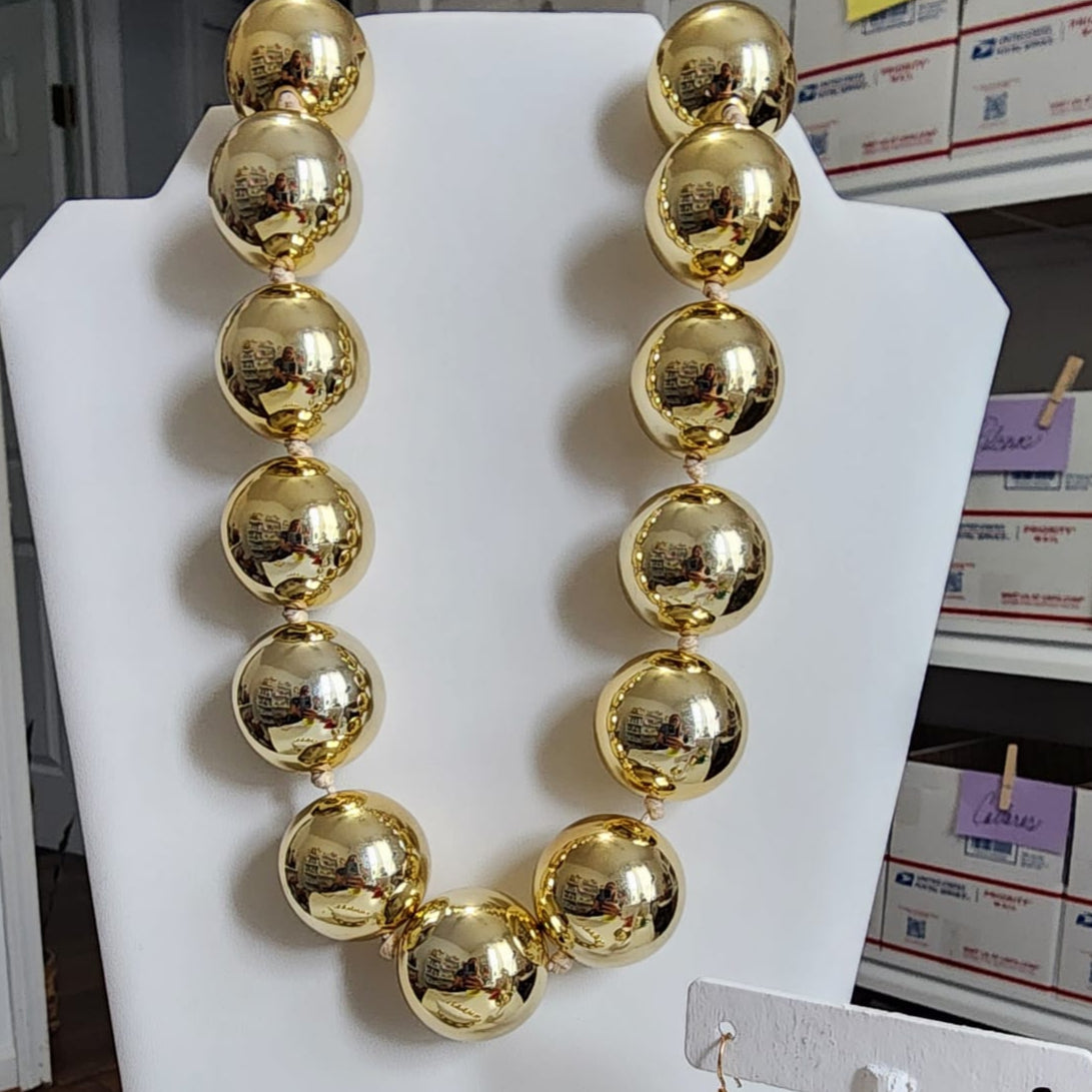 Ball Necklace