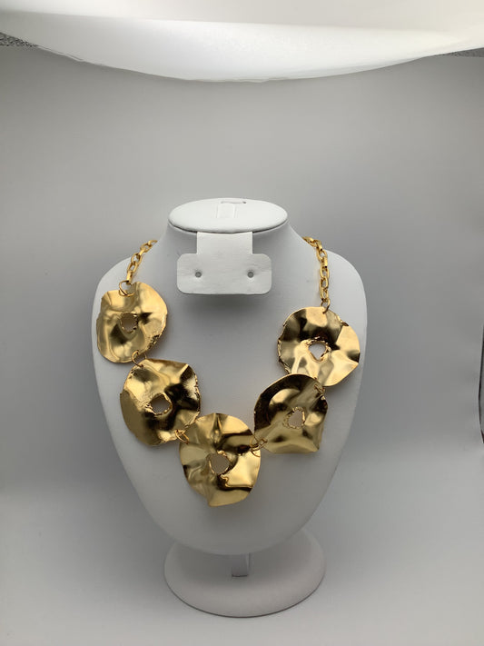 Collar pétalo