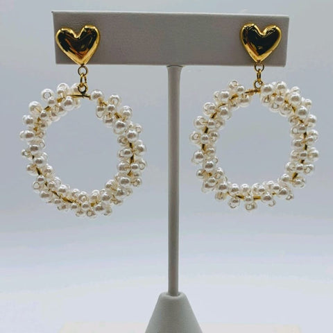 Aretes Amore