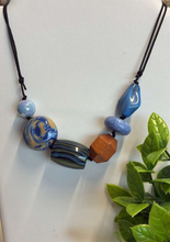 Collar Mundo