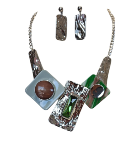 Collar Hermoso  Unica pieza