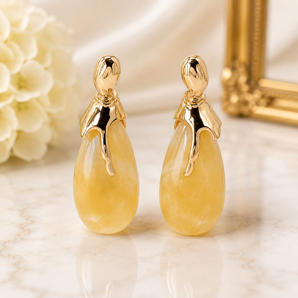 Artistic Cream Teardrop Earrings