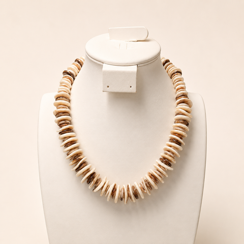 Collar piedras del mar  Tono crema