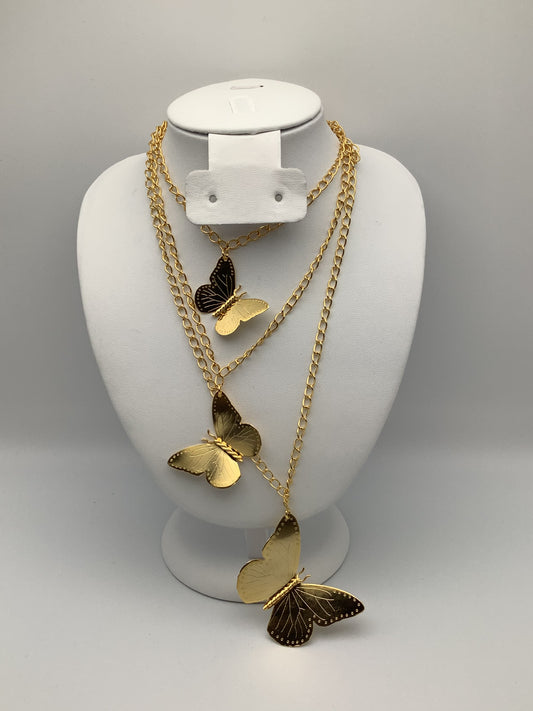 Collar Mariposa en Capas