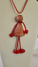 Cordón de Muñeca  Con Aretes
