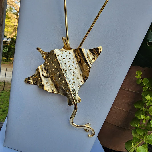 Manta Ray Gem