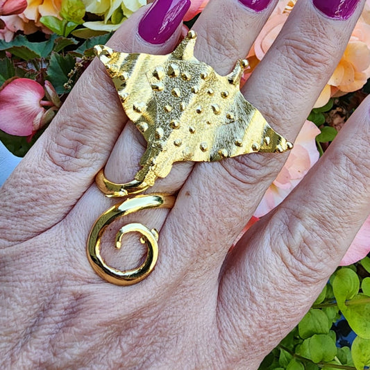 Manta Ray Ring