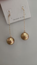 Aretes Esfera Colgante Matte