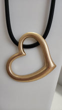 Collar 050