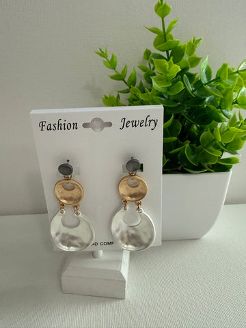 #702 Aretes tres tonos