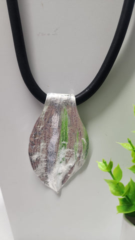 172- Collar Hoja