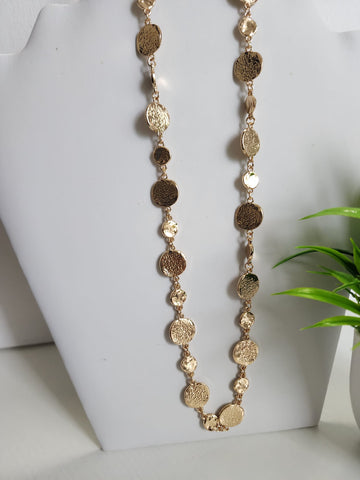 #982-Collar Largo Oro