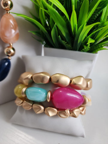 #254-Trio Pulseras Piedras  Colores