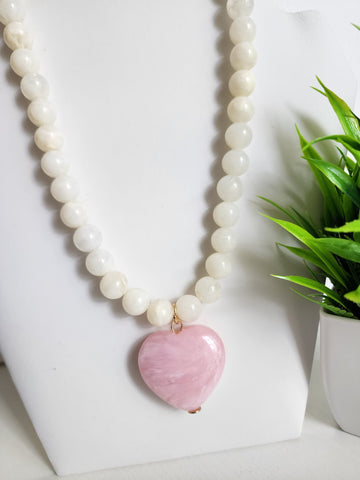 #800-Collar de Esferas  Corazon Rosa