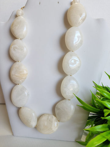 #455-Collar Piedras Hueso