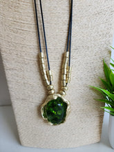 #823-Collar piedra
