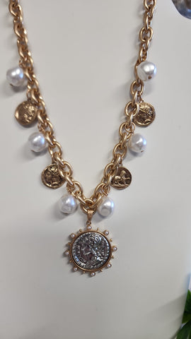 211- Collar de Monedas en Charms  Mujer