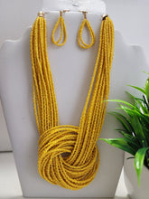 #611-Collar en Cuencas  Con Aretes