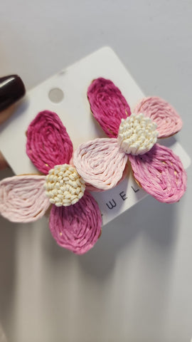 Arete  Flor Rattan  Rosa