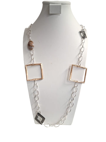 Collar formas cuadrada