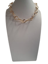 Collar infinitos