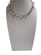 Collar infinitos