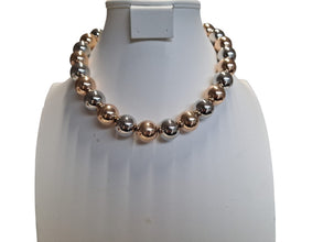 Collar Esferas Pequeñas