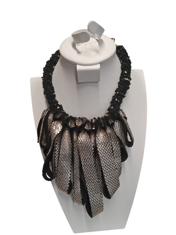 #7-Collar cuero