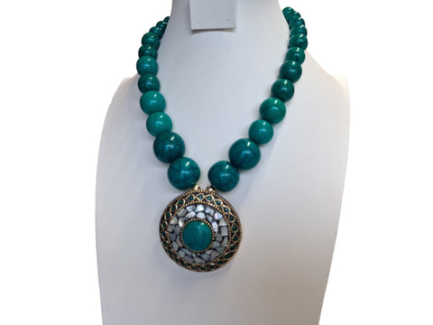 Collar Esfera Verde  IND