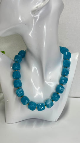 400-Collar cuadritos Mármol azul cielo
