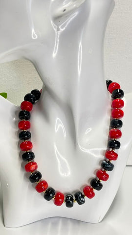 500-Collar rueditas rojo y Negro
