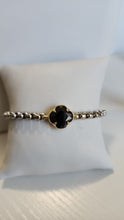#912 Pulsera de un Clover   de uno
