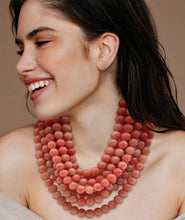 Collar en Capas  Cerradura Iman y Cuero